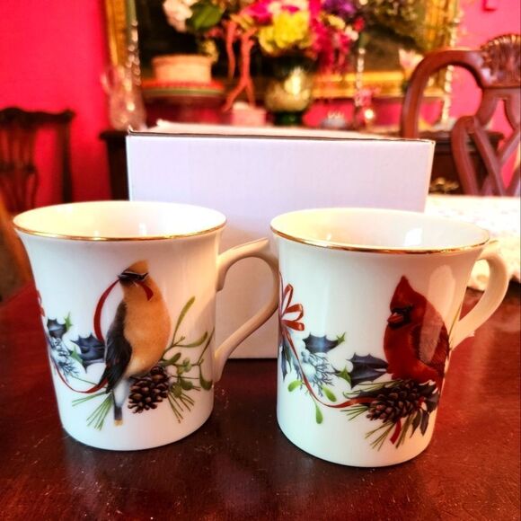 NWT Lenox Set Of Two "Winter Birds"  Porcelain Mugs w/24K Gold Trim Ret. $156 - Picture 3 of 11